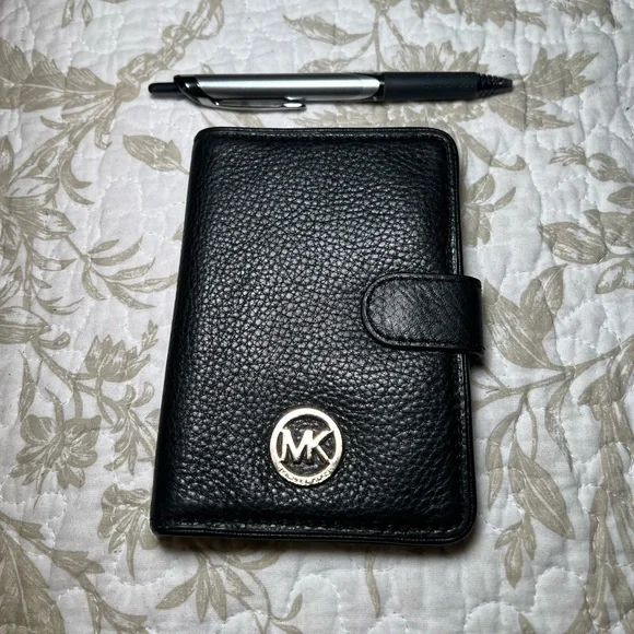 Michael Kors Black Leather Wallet Passport Holder Minimalist Quiet Luxury Travel - Picture 5 of 10